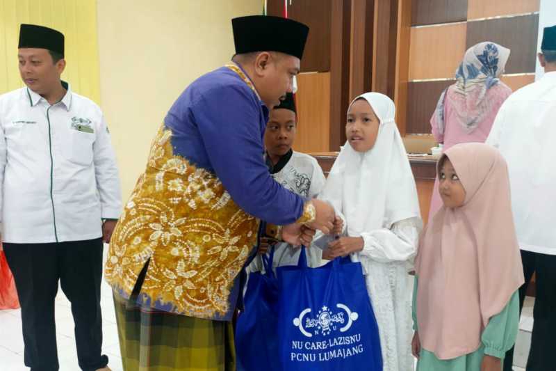 Festival Ramadhan 2024, Kemenag Lumajang Bagikan 600 Lebih Bingkisan untuk Yatim dan Dhuafa