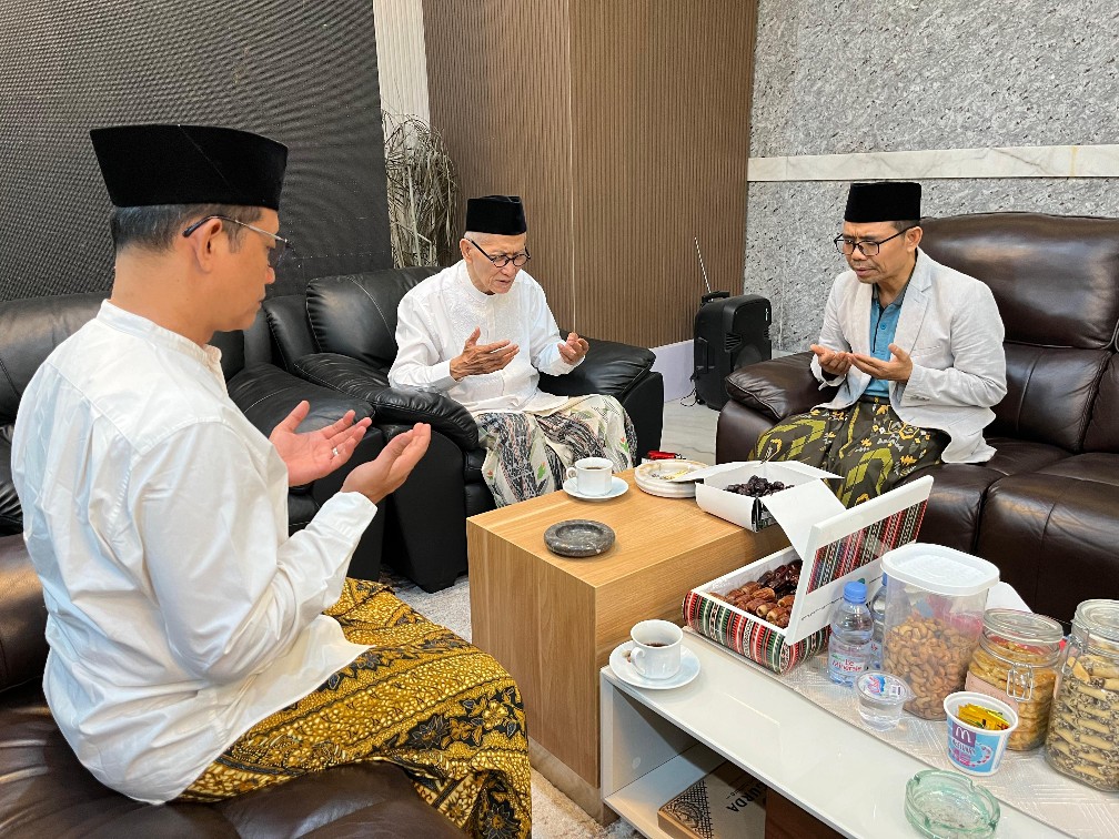 Sowan Rais Aam PBNU, Kakanwil Kemenag Jatim Siap Kuatkan Sinergi dengan NU